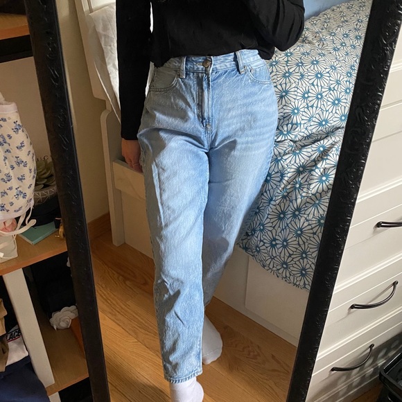American Eagle Outfitters Denim - AMERICAN EAGLE Mom Jeans